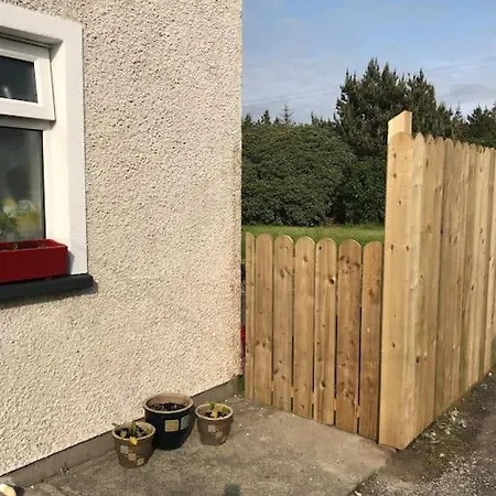Holiday home Rosie's Pad Louisburgh